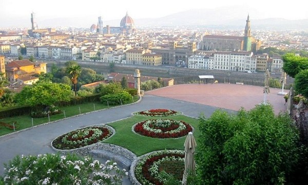 Piazzale Michelangelo, Dario Nardella, Toc Toc Firenze